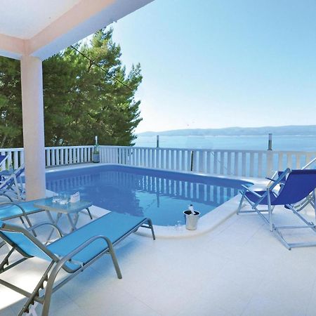 2 Bedroom Nice Apartment In Mimice Exterior foto