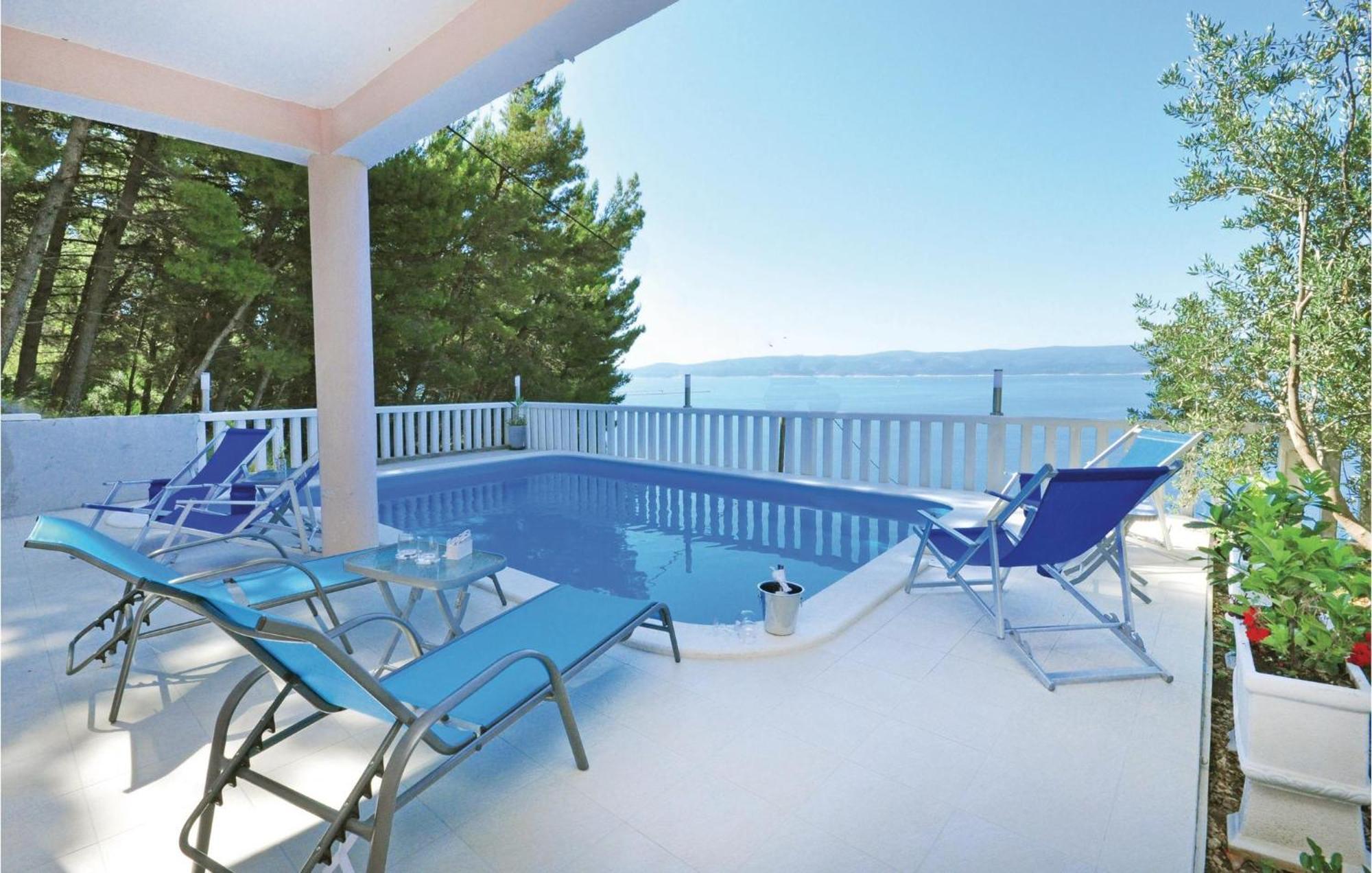 2 Bedroom Nice Apartment In Mimice Exterior foto