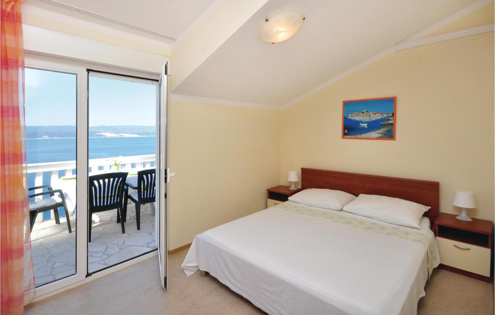 2 Bedroom Nice Apartment In Mimice Exterior foto